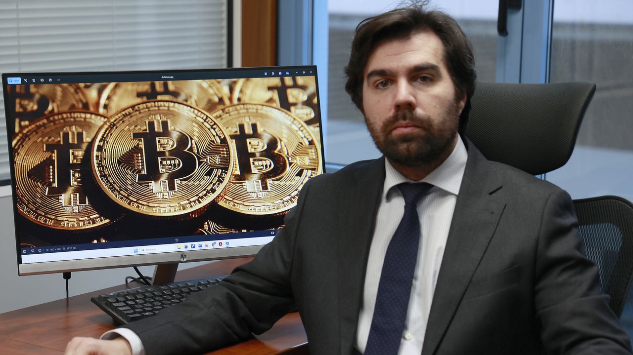 Luis Jurado, abogado: «Los más estafados son mileuristas que piensan que  con las criptomonedas se van a hacer ricos»