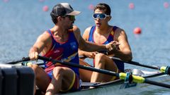 Rodrigo Conde, detr�s, junto a Aleix Garc�a