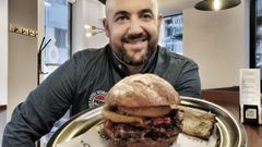 Pablo Dom&iacute;nguez, de O Patr&oacute;n, con el bocadillo 5&ordf; sinfon&iacute;a