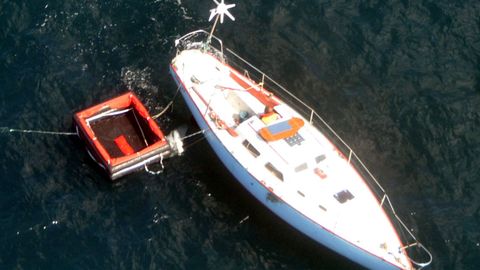 El navegante francés rescatado por el Helimer 203 de Salvamento Marítimo