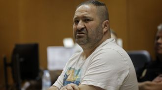 El hombre que empotr� su coche contra el bar O Pinchi�o, durante el juicio este martes en la Audiencia Provincial