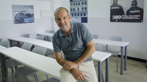 Francisco Granda, de la Academia Cervantes de A Coru�a.