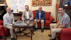 J�come se reuni� con los representantes de la Asociaci�n Provincial de Constructores
