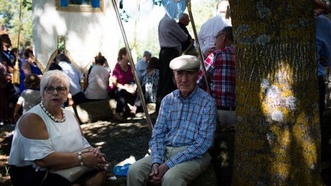 Romer�a da Virxe do Cristal.En el campo del santuario se celebra la misa solemne.