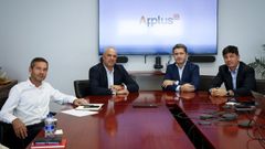 Óscar López (dir. E&I España), José Fdez, Gonzalo Mtnez (delegados en Galicia) y Santiago Rdez (dir. de Desarrollo Negocio)