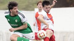 Jairo Campo, en la foto durante el partido contra el Mi�o, regresa a la convocatoria tras cumplir sanci�n.