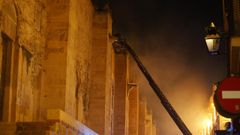Vista de la zona de la mezquita en la que se ha declarado el incendio.