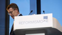 El l�der del PP, Alberto N��ez Feijoo, tras su intervenci�n en la fundaci�n del partido Reformismo 21, este viernes en Madrid  