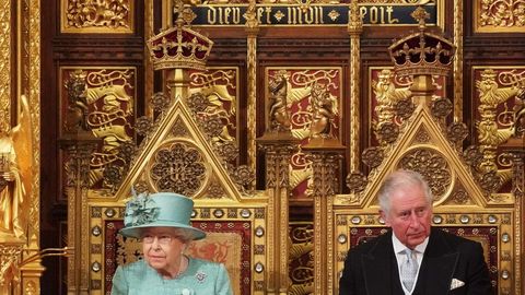 La reina y el pr�ncipe Carlos, en la apertura del Parlamento