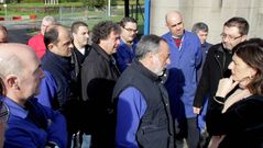 Yolanda D�az y C�sar Santiso visita a los trabajadores de la f�brica de armas de A Coru�a