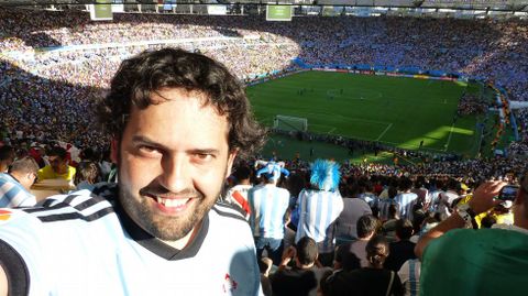 No interior de Maracan�