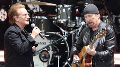 La banda irlandesa U2 actu� en el acto