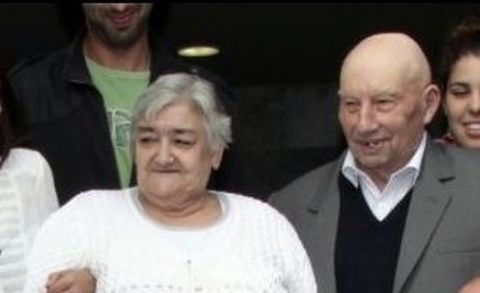 Maximino y su mujer, Elena, en una celebraci�n familiar en julio del 2011