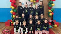 Participantes del Campus de Nadal Club Scuadra Boqueix�n R�tmica.