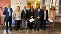 Profesionales que cumplen 25 a�os de vinculaci�n con el Colegio Oficial de Agentes Comerciales de A Coru�a fueron distinguidos por la entidad que este a�o conmemora su centenario. 