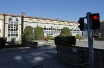 Odontolox�a, edificio propiedad de Raxoi, lleva a�os pendiente de su traslado al lado del Cl�nico. 