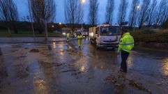 Los servicios de limpieza ya tuvieron que actuar la semana pasada en una rotonda de Fonti�as por la acumulaci�n de agua.