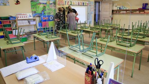 Imagen de archivo de una aula escolar