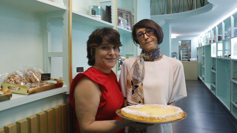 Ana y Beln, en la pastelera Con Cario