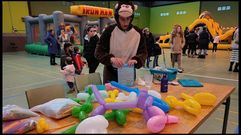 Imagen de archivo de una fiesta infantil de carnaval