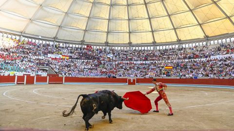 Daniel Luque, en la plaza de toros de Pontevedra en la feria del 2024