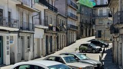 El Concello de Ribadavia pretende reducir los veh�culos estacionados en el casco hist�rico
