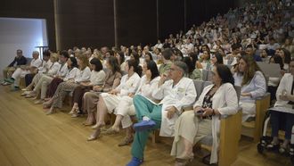 Acto de despedida de residentes en el HULA en el mes de mayo.