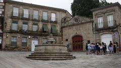 Un paseo por las plazas del casco vello