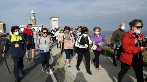 Amas de Casa de Ribeira inicia o Camio A Orixe, farn a primeira etapa, ata Carreira DESDE EL FARO DE CORRUBEDO