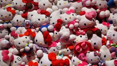 Peluches del personaje de Hello Kitty