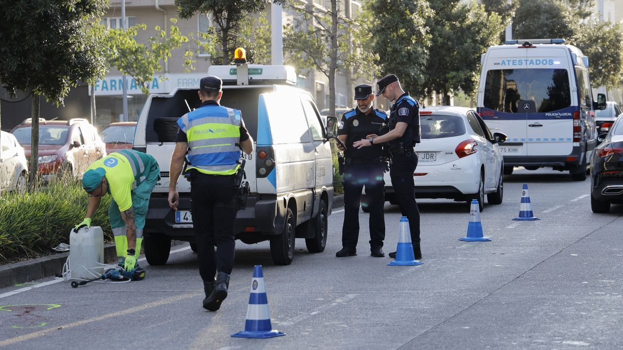 Dos personas resultan heridas graves en un atropello en la calle Manuel Murguía, en A Coruña