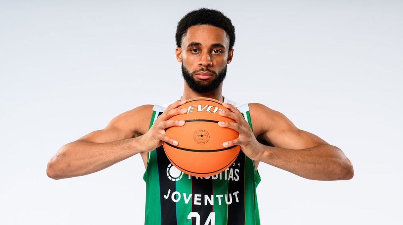Cameron Hunt, jugador del Joventut de Badalona: «Combino mis habilidades de manejo del balón con mis habilidades de anotación»