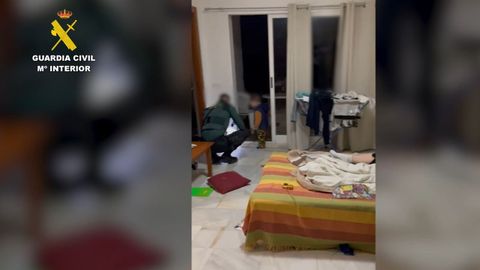 Imagen de la habitaci�n donde la v�ctima permanec�a secuestrada.