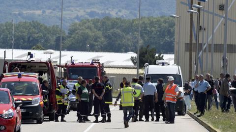 Un hombre ha irrumpido este viernes en la sede de una empresa de qumicos en Saint-Quentin-Fallavier, en el este de Francia, y ha hecho explotar varias bombonas de gas