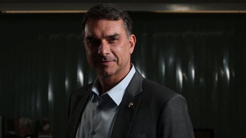 Fl�vio Bolsonaro, candidato a las elecciones del 2026 de Brasil