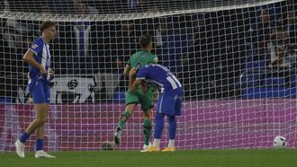 Los jugadores del Deportivo se lamentan tras el gol del empate del Levante
