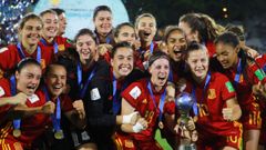 Maria Mendez Mundial sub17 Espa�a Mexico.Mar�a M�ndez celebra el t�tulo junto con sus compa�eras tras vencer a M�xico