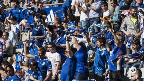 Aficin del Real Oviedo en el partido ante el Crdoba