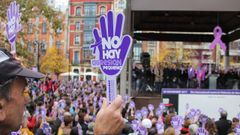 Un momento de la concentraci�n contra la violencia de g�nero celebrada en Gij�n