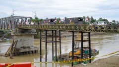 Zona donde se busca a los espa�oles desaparecidos tras un naufragio en Indonesia