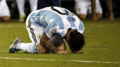 Messi dice adi�s a Argentina tras el fiasco en la Copa Am�rica