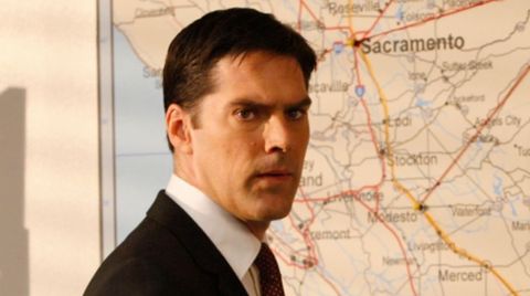 Thomas Gibson, que daba vida al agente del FBI Aaron Hotchner, fue despedido de �Mentes Criminales� por dar una patada al productor ejecutivo de la serie, Virgili Williams, alegando supuestas �diferencias creativas en el plat�