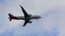 Imagen de un avi�n acerc�ndose al aeropuerto de Alvedro