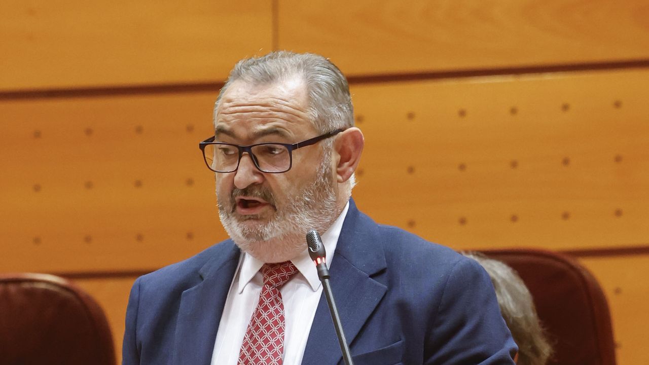 PP y PSOE polemizan de nuevo, esta vez en el Senado, sobre Alcoa y las ayudas por los aranceles