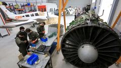 Instalaciones del CIFP As Mercedes en las que estudian los alumnos del Ciclo Superior de Mantenimiento Aeromec�nico