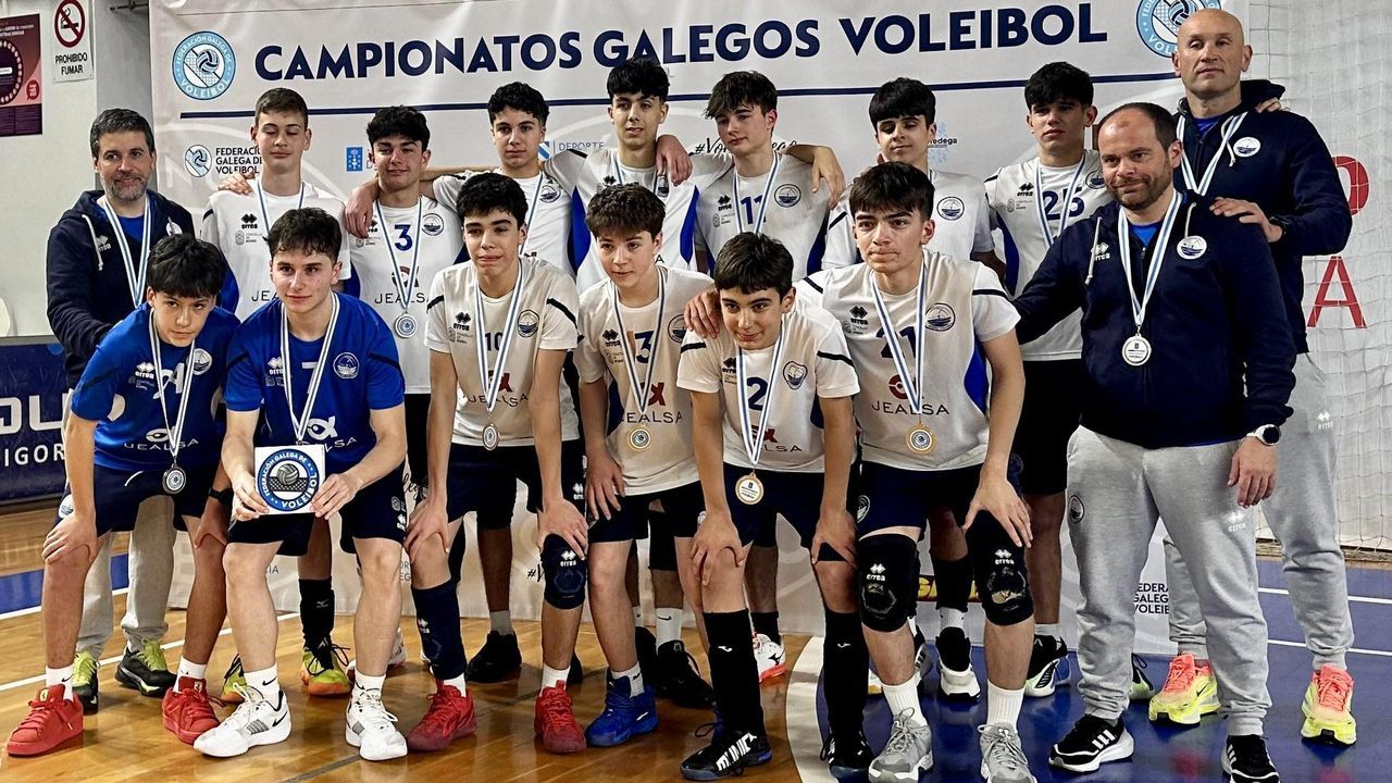 El Jealsa Boiro Voleibol se hizo con la plata en el campeonato gallego cadete