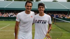 Roger Federer y Carlos Alcaraz, en el �ltimo Wimbledon
