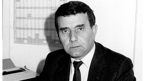 1987 - Fernando �lvarez gerente del Club Nataci�n Santa Olaya