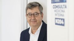 Jos� Luis Jim�nez es internista en el CHUO y vicepresidente del Colegio M�dico de Ourense