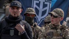 El comandante del Cuerpo de Voluntarios Rusos (RVC),   Denis Kapustin, tambi�n conocido como Denis Nikitin o por el nombre de guerra White Rex,  cerca de la frontera con Rusia.